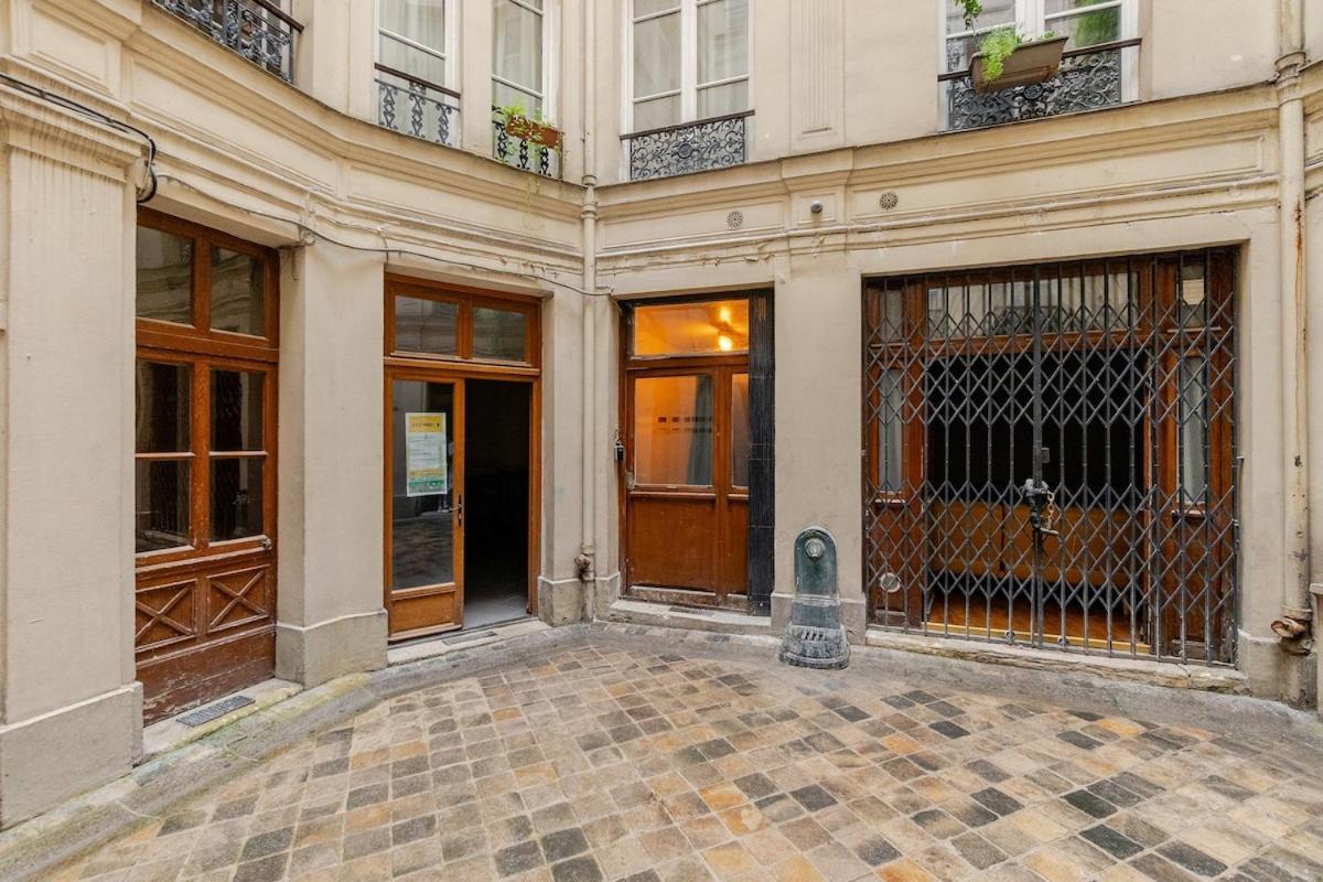 Studio Paris - Metro 7 Cadet - Quartier Faubourg-Montmartre מראה חיצוני תמונה