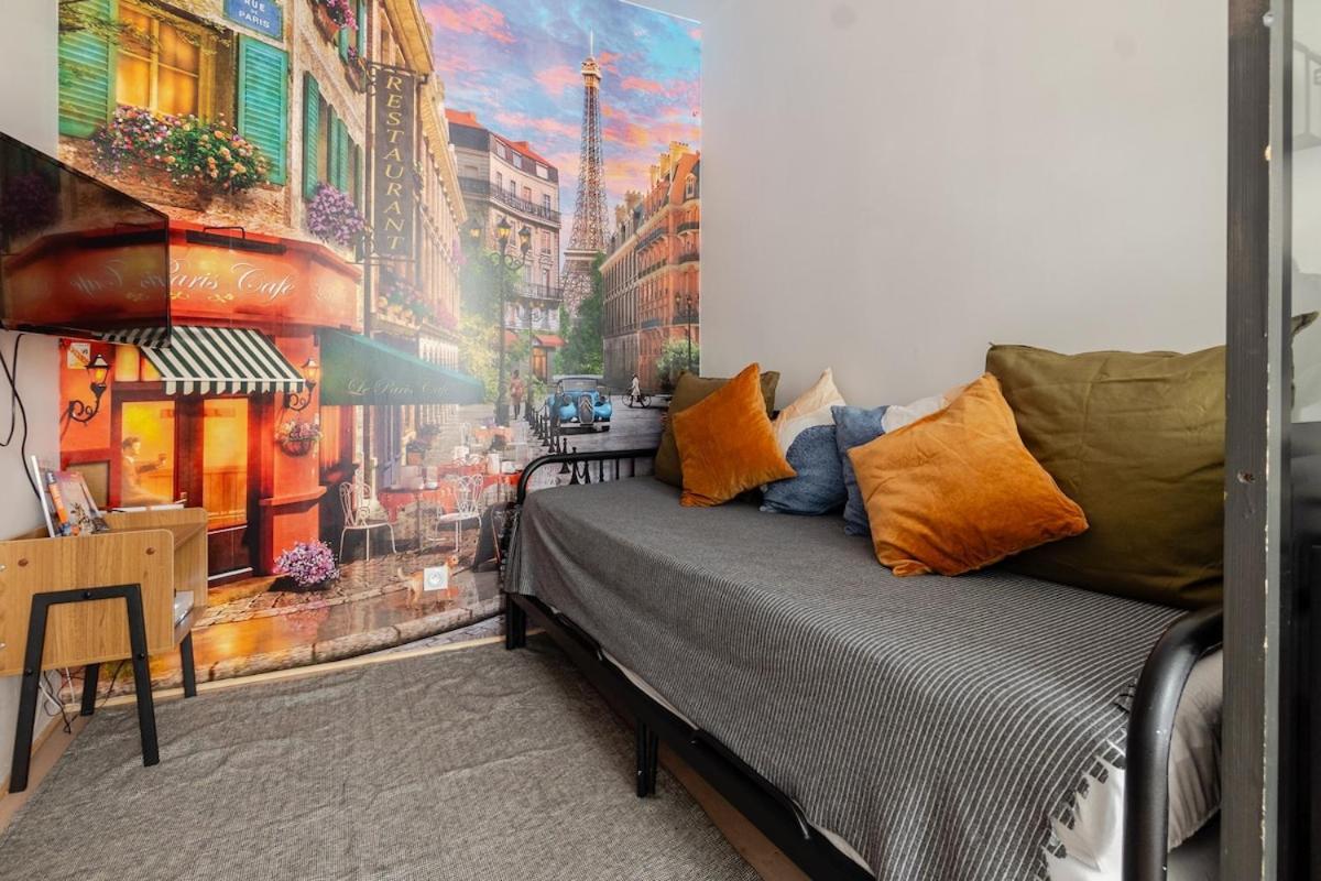 Studio Paris - Metro 7 Cadet - Quartier Faubourg-Montmartre מראה חיצוני תמונה